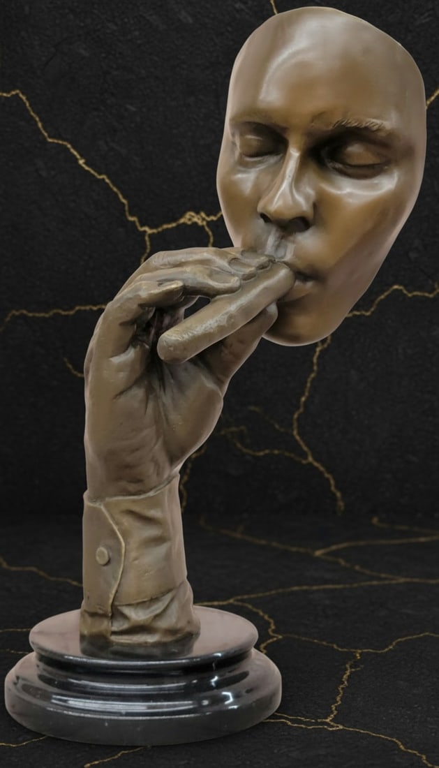 Handcrafted Bronze Cigar Smoker Figurine on Marble Base Art Sculpture: Title:Handcrafted Bronze Cigar Smoker Figurine on Marble Base Art Sculpture Description:This Havana Man Smoking Cigar sculpture is a meticulously crafted, hand-cast bronze piece that captures a