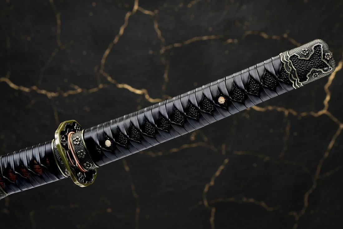 Hand Forged Damascus Folded Steel Japanese Samurai Tachi Sword Rosewood Handle - 2
