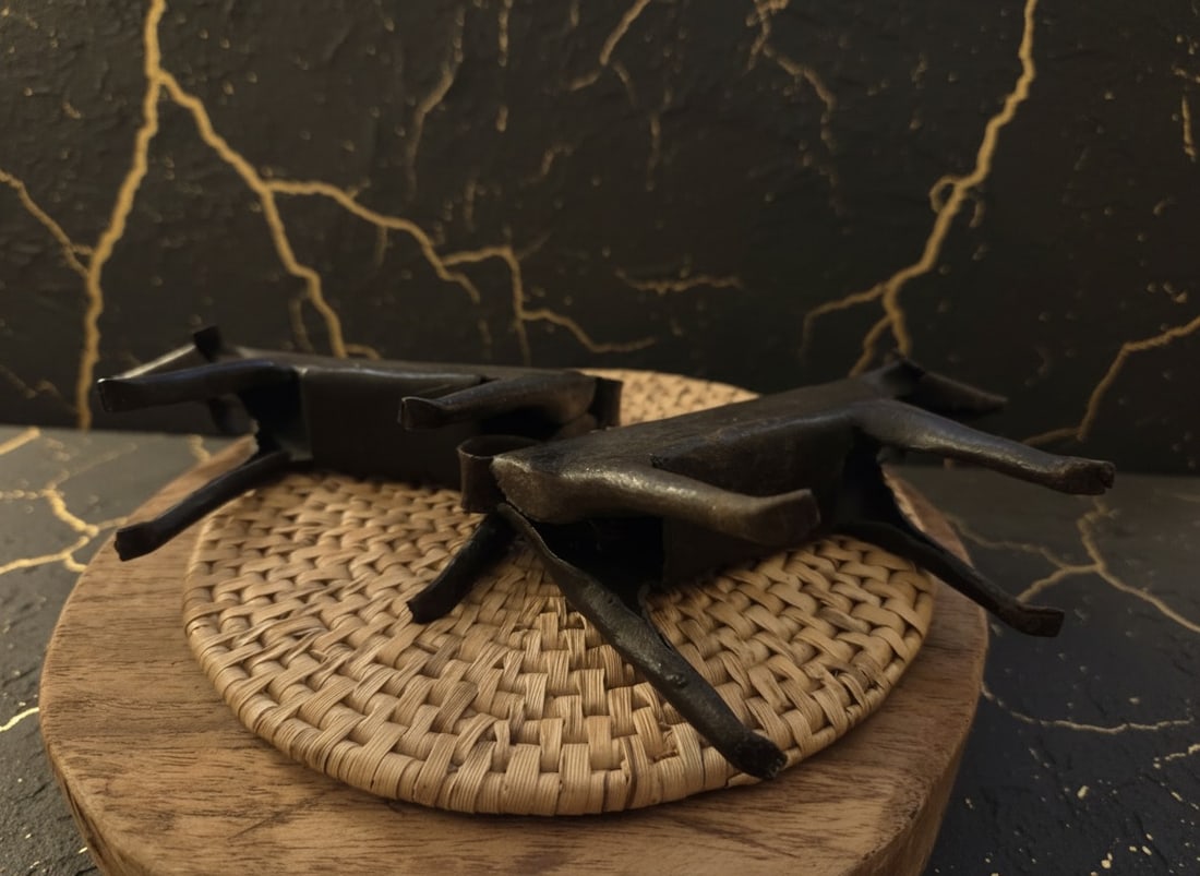 Handcrafted Metal Cow Sculptures Set Modern Farmhouse Studio Art Decor 2pcs - 11