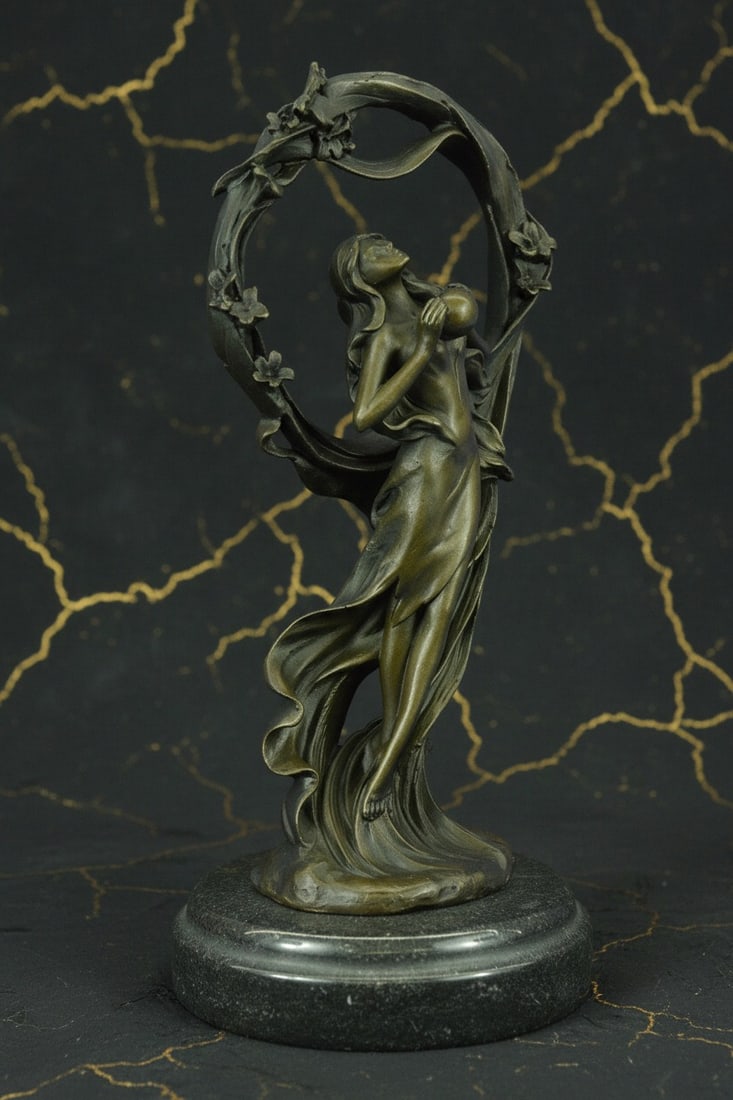 Artisan Sculpted Vintage Style Bronze Figurine Masterpiece Statue - 3