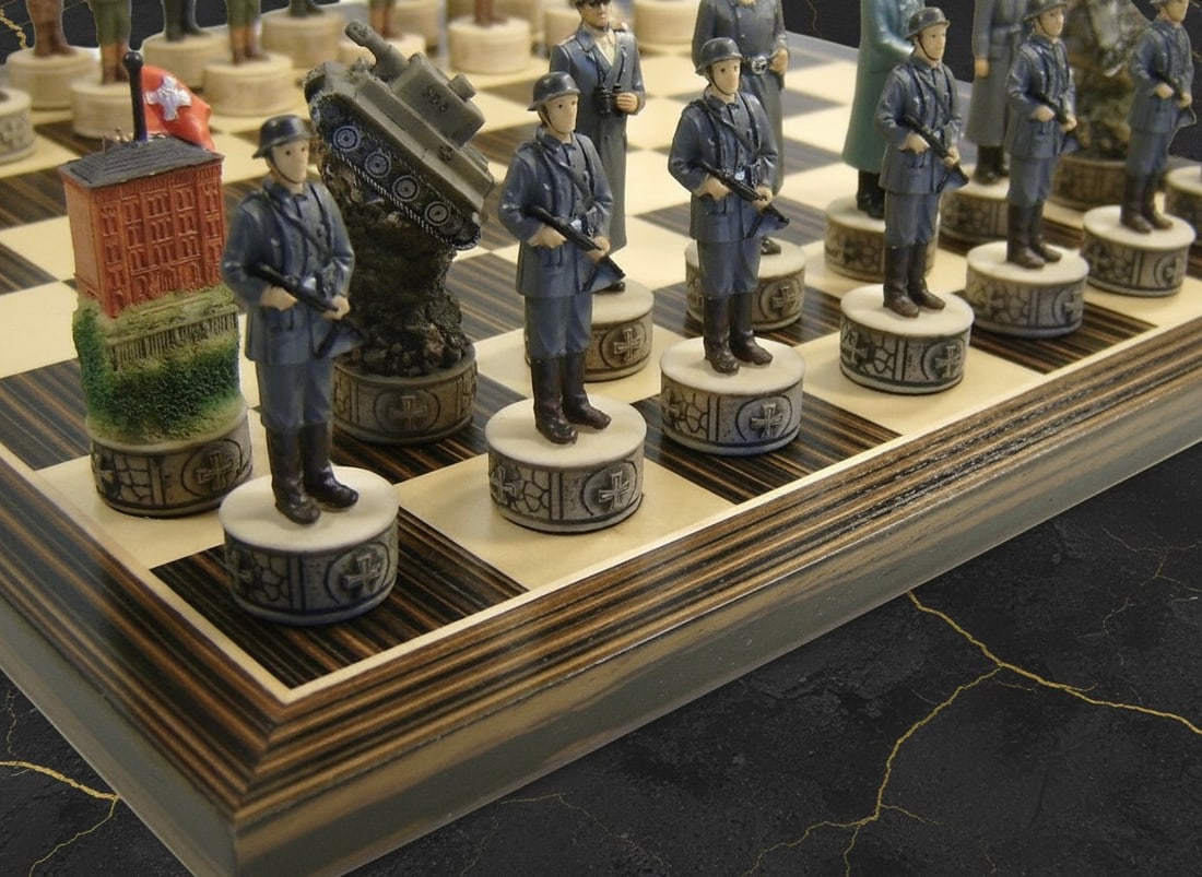 14" Wooden Chess Set WWII USA vs Germany Theme Ebony and Maple Board - 8
