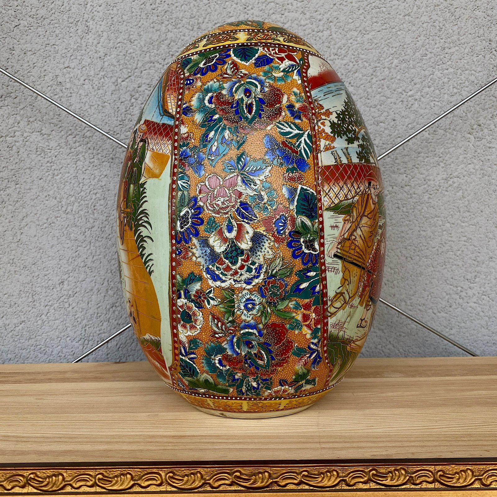 Ornamented Porcelain egg - 2