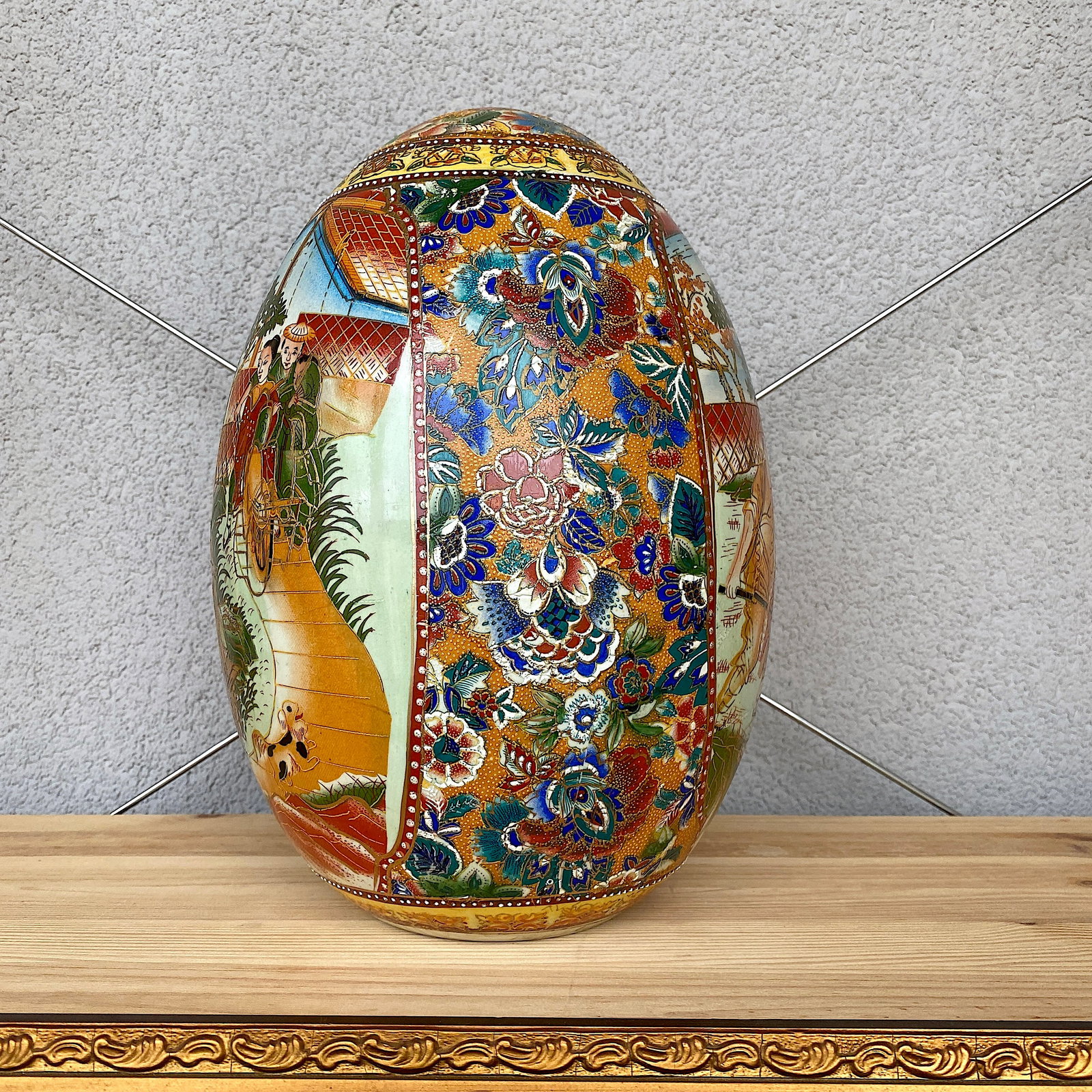 Ornamented Porcelain egg - 4