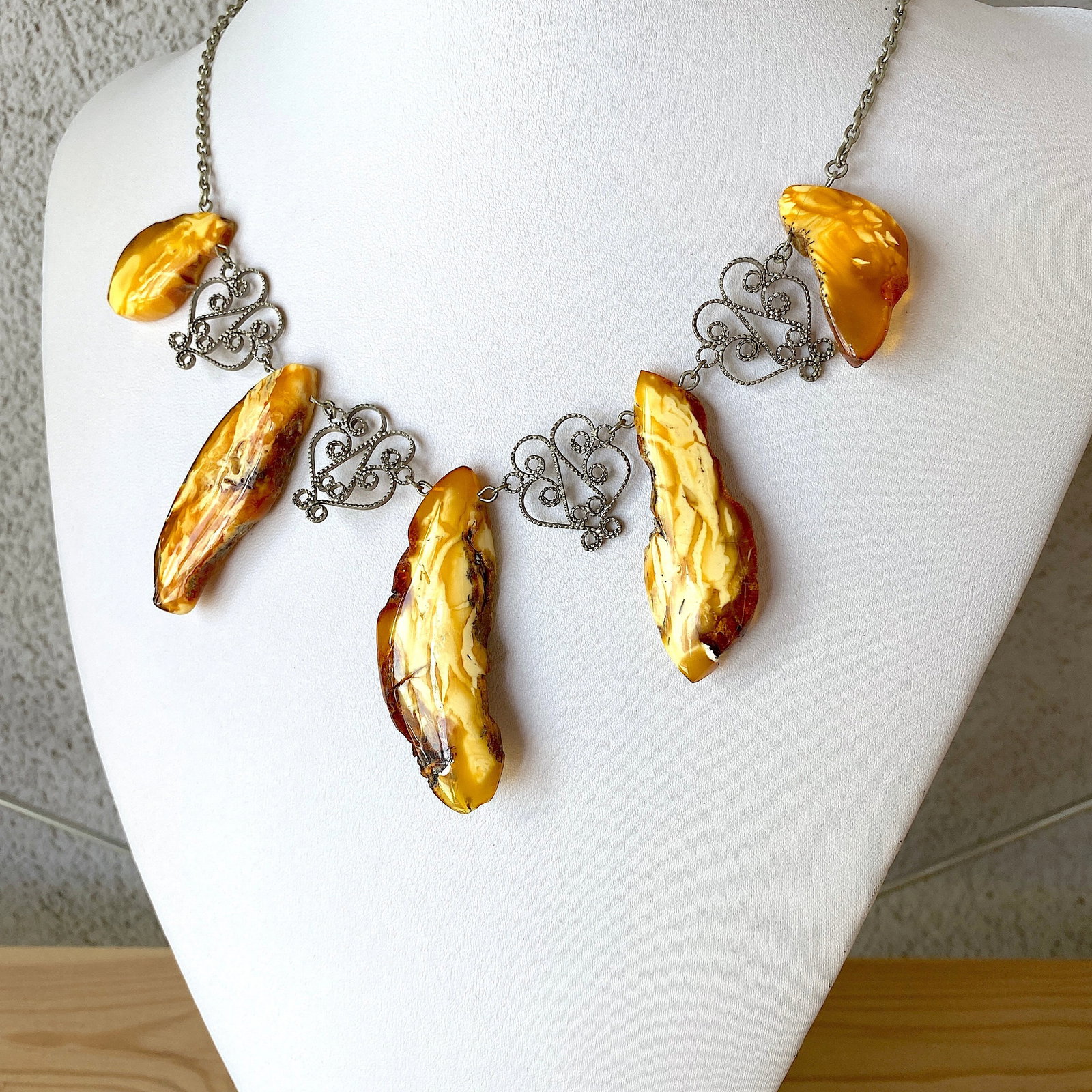 Astonishing Vintage Amber Cleopatra necklace - 2