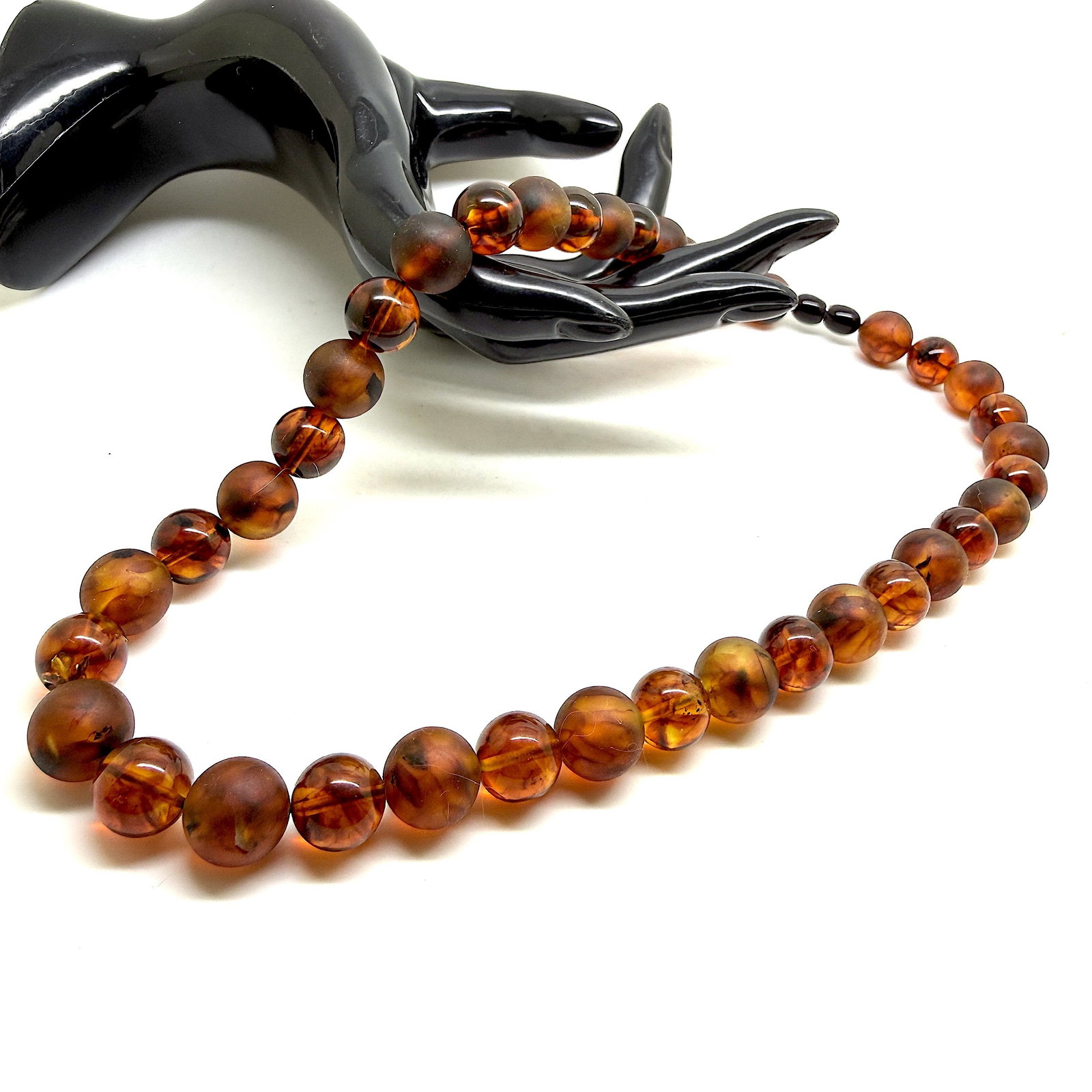Extraordinary Amber Necklace - 4