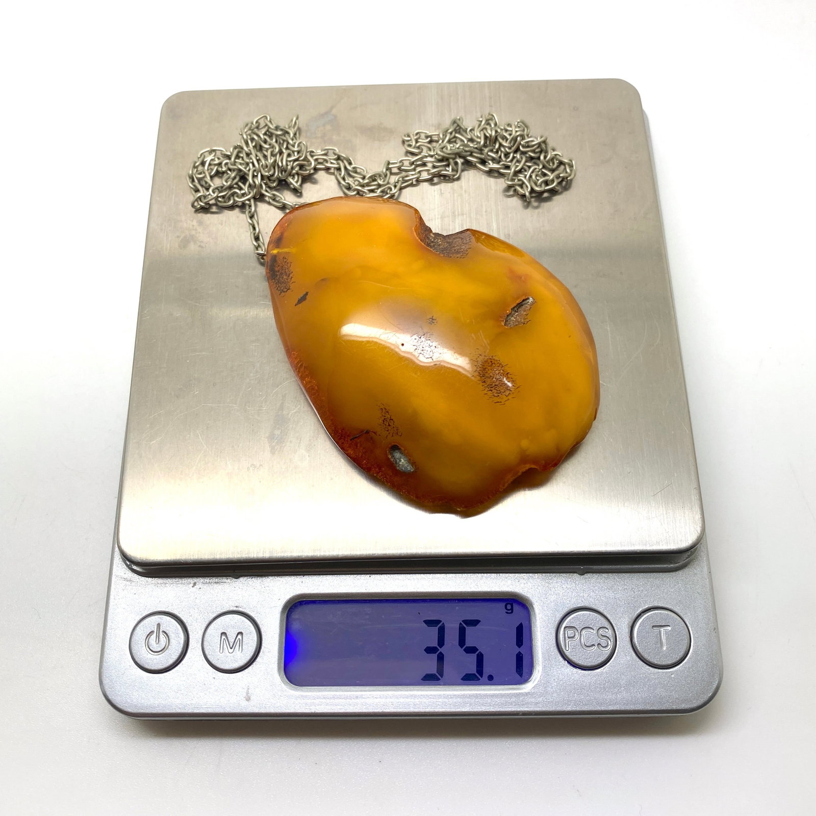 Impressive Vintage Amber Pendant with chain, shaped like a Drop - 7
