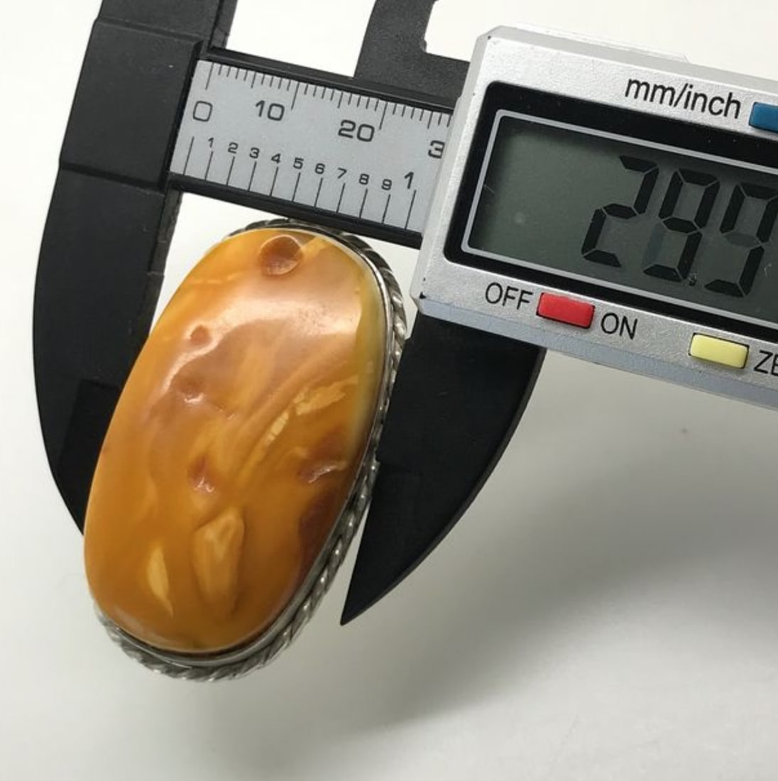 Amazing Unique Vintage Amber Brooch - 6