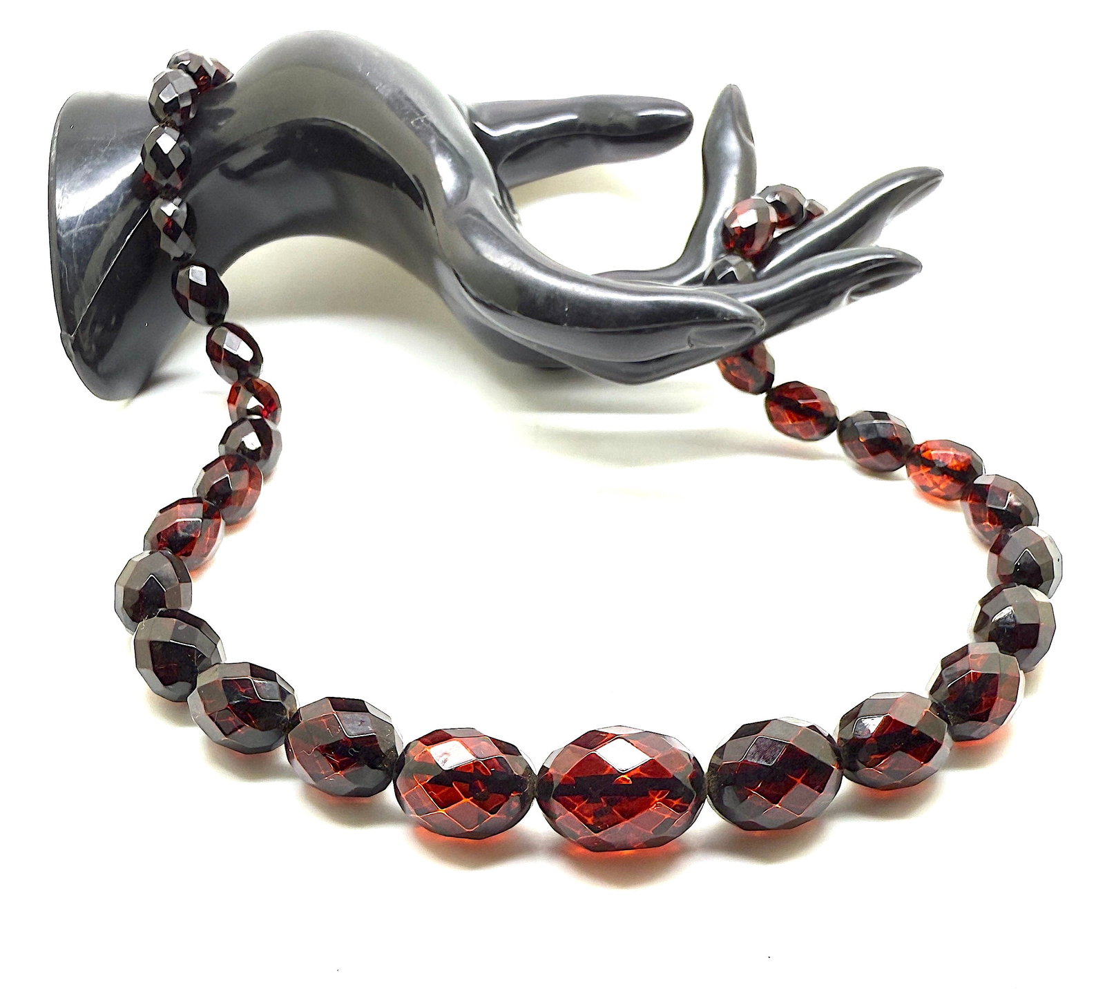 Splendid Amber Necklace made from Faceted Amber beads - 3