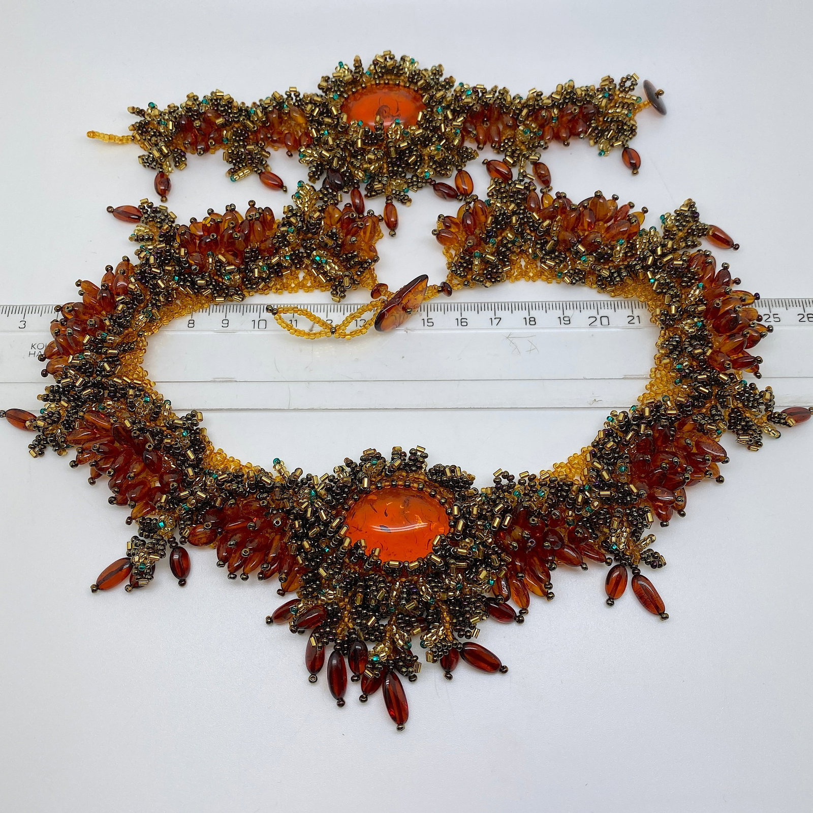 Unique and Remarkable Amber Bracelet and Necklace set made from Leaf Shaped Amber beads - 6