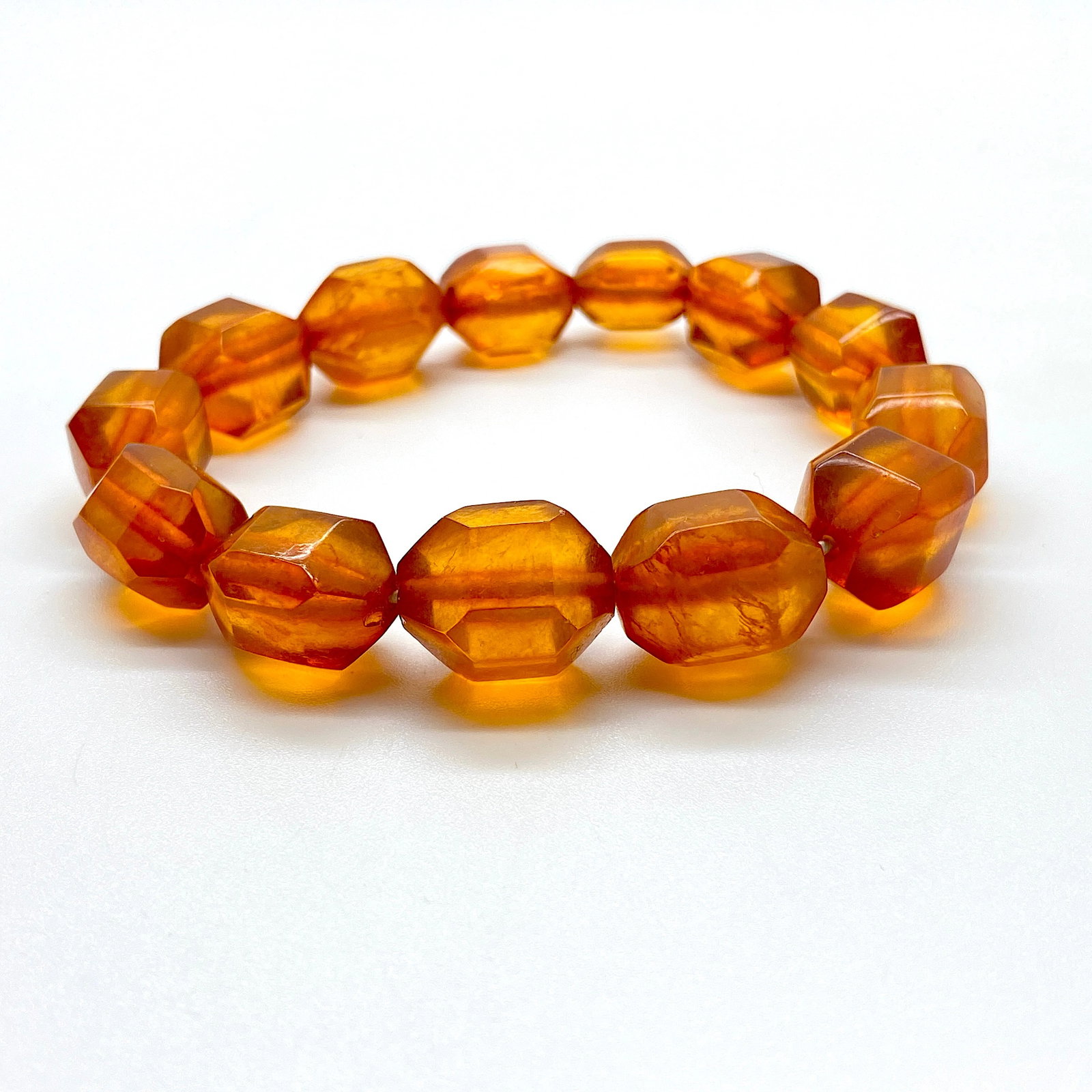 Marvellous Amber Bracelet made from Barrel shaped Amber beads: Title:Marvellous Amber Bracelet made from Barrel shaped Amber beads Metal:None Gemstone:Amber Weight:17.0 g Size:Bead size: 16.0 x 13.0 mm Bead size: 0.63 x 0.512 inches Made of:(Reconstituted Amber
