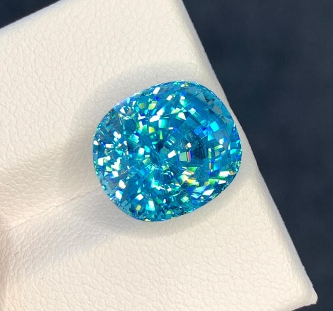 Cambodian Blue Zircon Gemstone : 13.93 CT Cushion Cut - 3