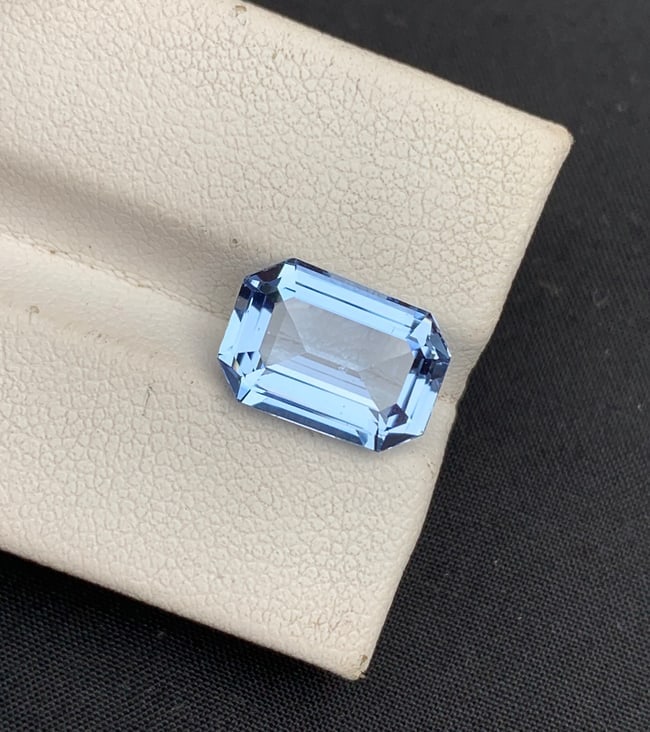Emerald Cut Aquamarine Gemstone: Deep Blue, 4.30 Carats - 2