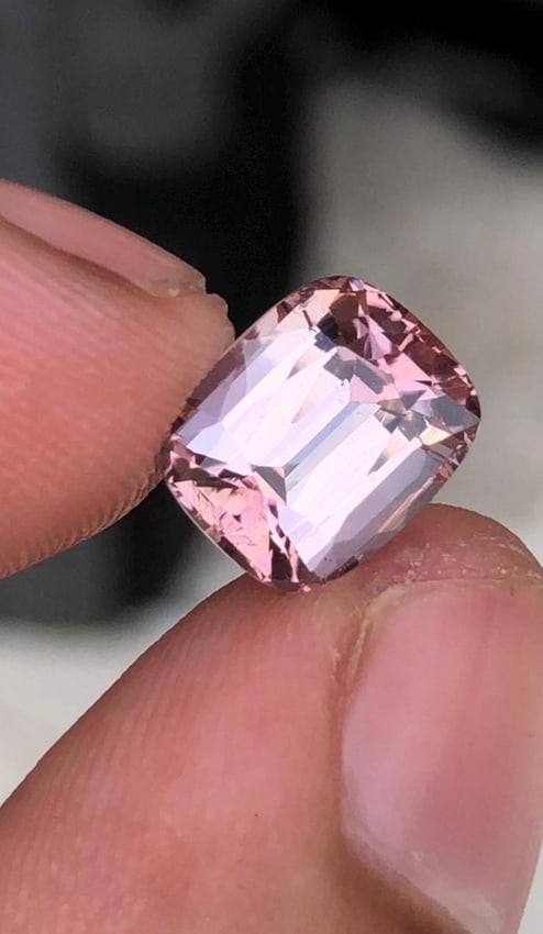Natural Pink Tourmaline Gemstone: 3.220 Carat Cushion Cut Gem - 2