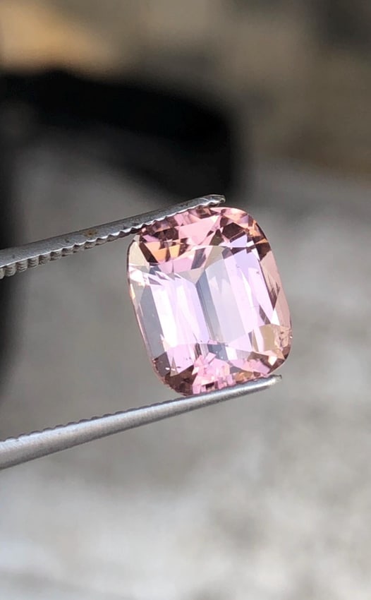 Natural Pink Tourmaline Gemstone: 3.220 Carat Cushion Cut Gem - 5