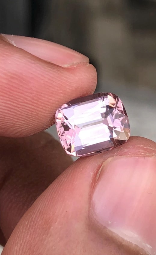 Natural Pink Tourmaline Gemstone: 3.220 Carat Cushion Cut Gem - 7