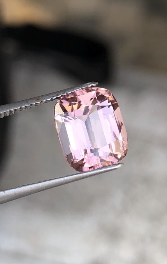 Natural Pink Tourmaline Gemstone: 3.220 Carat Cushion Cut Gem - 8