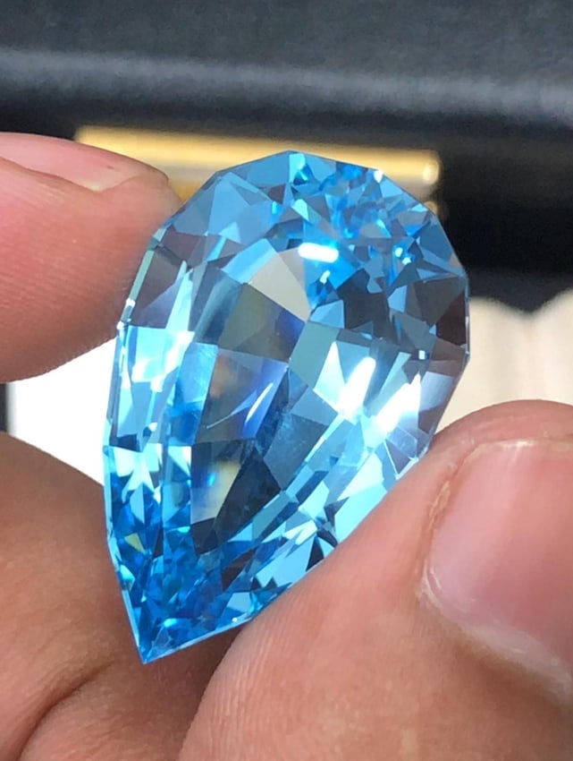 Natural Swiss Blue Topaz Gemstone Pear Cut For Jewellery - 46.30 Carat - 3