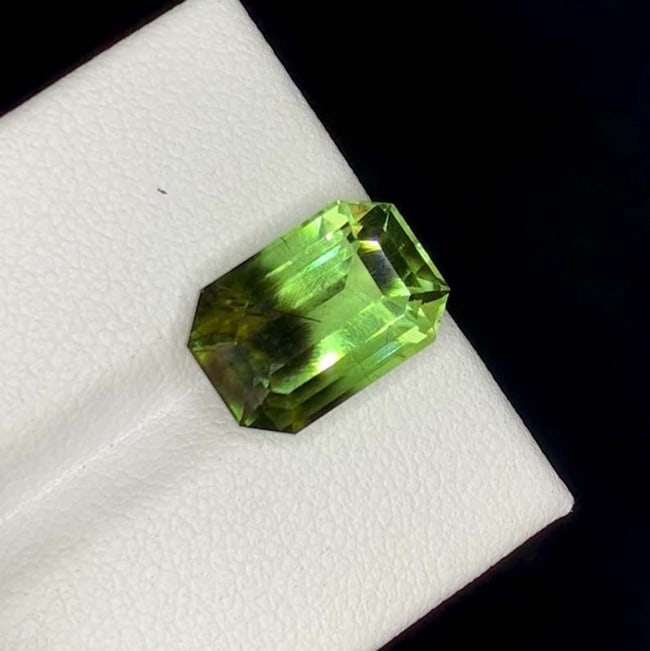 Emerald Cut Bi-Color Peridot Gemstone: August Birthstone from Pakistan: Highlights Supplies for making crafts Materials: Gemstone: Peridot Natural Bi Color Rutile Peridot Gemstones, Emerald Cut Peridot Loose Gemstone From Pakistan, August Birthstone weight : 6.080 carat D