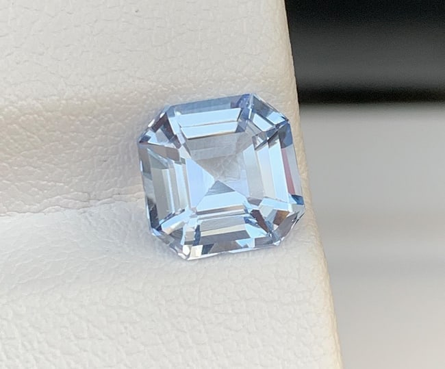 Santa Maria Aquamarine Gemstone: 2.45 CT Asscher Cut Beryl - 2
