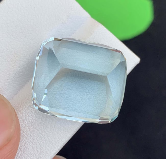 Natural Aquamarine Gemstone: 39.65 Carat Cushion Cut, Pakistan Origin - 3