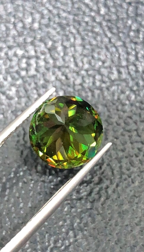3.09 Carat Brilliant Round Diamond Cut Chrome Green Sphene Gemstone, Sparkling Verdant Green Gem - 8