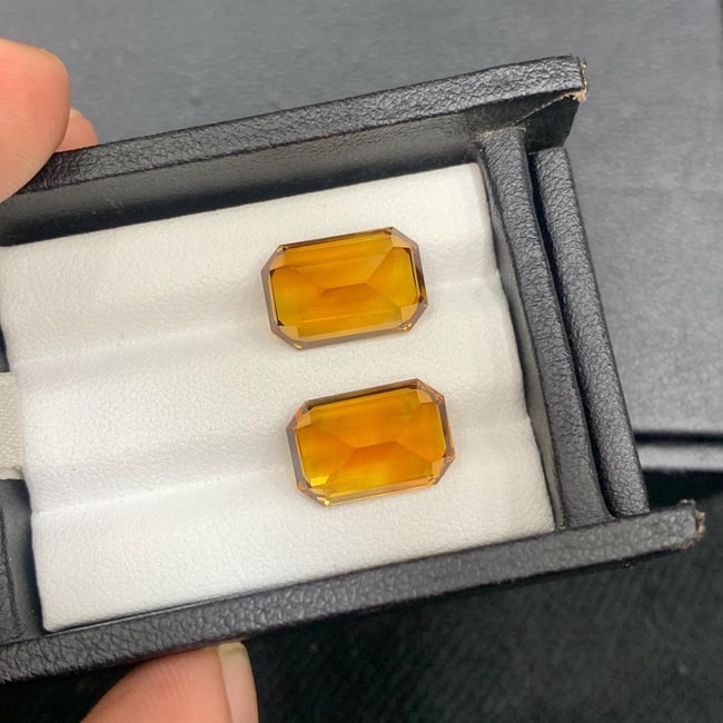 Emerald Cut Citrine Gemstone Pair: Brownish Orange, 12.55 Carat - 8