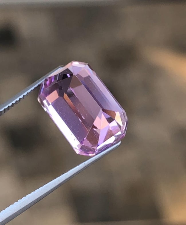 Natural Pink Kunzite Emerald Cut Gemstone For Jewelry - 6.985 Carat - 3