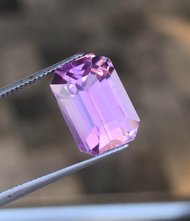 Natural Pink Kunzite Emerald Cut Gemstone For Jewelry - 6.985 Carat - 4