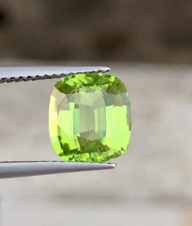 Natural Green Peridot Cushion Cut Gemstone For Engagement Ring - 3.195 Carat - 3