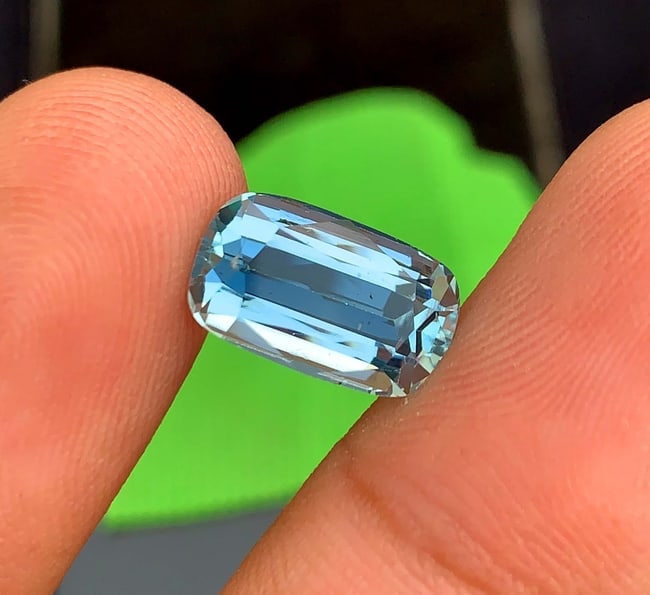 Natural Aquamarine Gemstone: 4.80 Carat Cushion Cut, Pakistan - 2