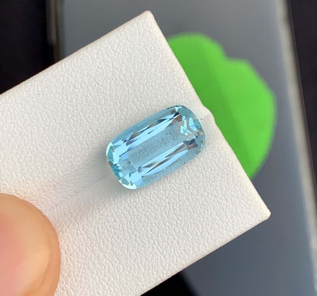 Natural Aquamarine Gemstone: 4.80 Carat Cushion Cut, Pakistan - 6