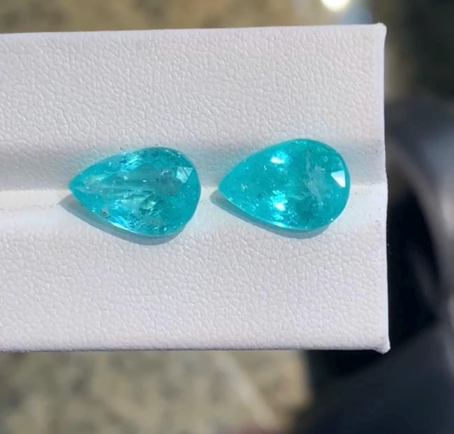 9.17 Carat Natural Stunning Greenish Blue Paraiba Tourmaline Gemstone Pair, Featuring Pear Cut Gems - 2