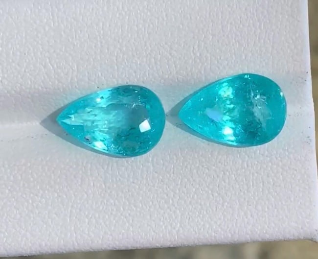 9.17 Carat Natural Stunning Greenish Blue Paraiba Tourmaline Gemstone Pair, Featuring Pear Cut Gems - 3
