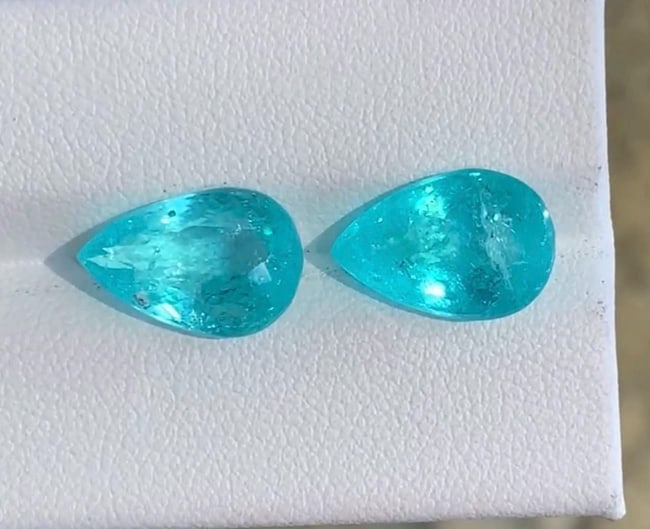 9.17 Carat Natural Stunning Greenish Blue Paraiba Tourmaline Gemstone Pair, Featuring Pear Cut Gems - 5