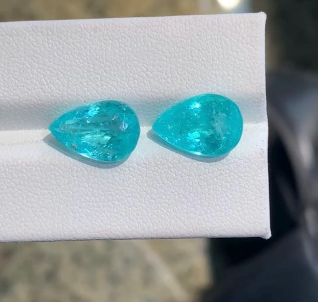 9.17 Carat Natural Stunning Greenish Blue Paraiba Tourmaline Gemstone Pair, Featuring Pear Cut Gems - 7