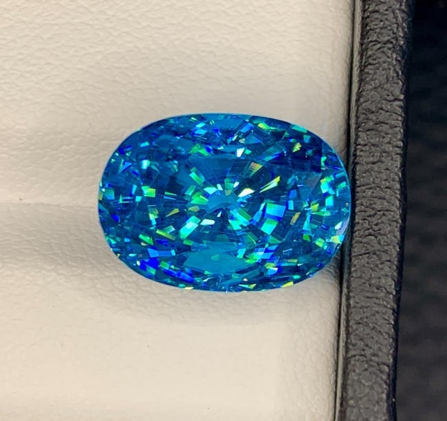 Natural Cambodia Blue Zircon 18.54 Carat Loose Gemstone - Large Faceted Blue Zircon for Ring Pendant - 4