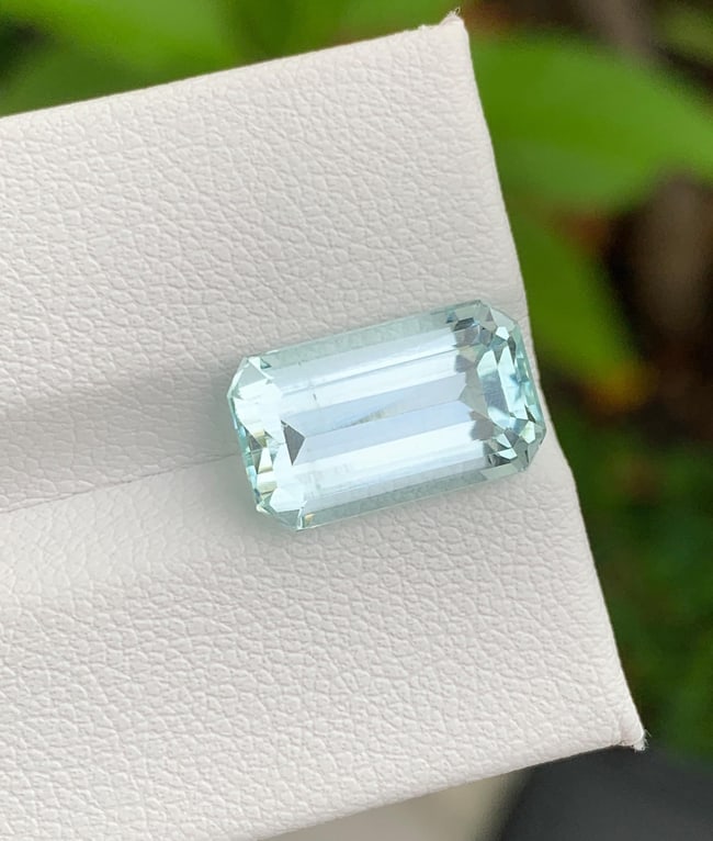 Natural Aquamarine Gemstone 6.00 Carat - Sky Blue Loose Aquamarine for Ring, Pendant & Fine Jewelry - 4