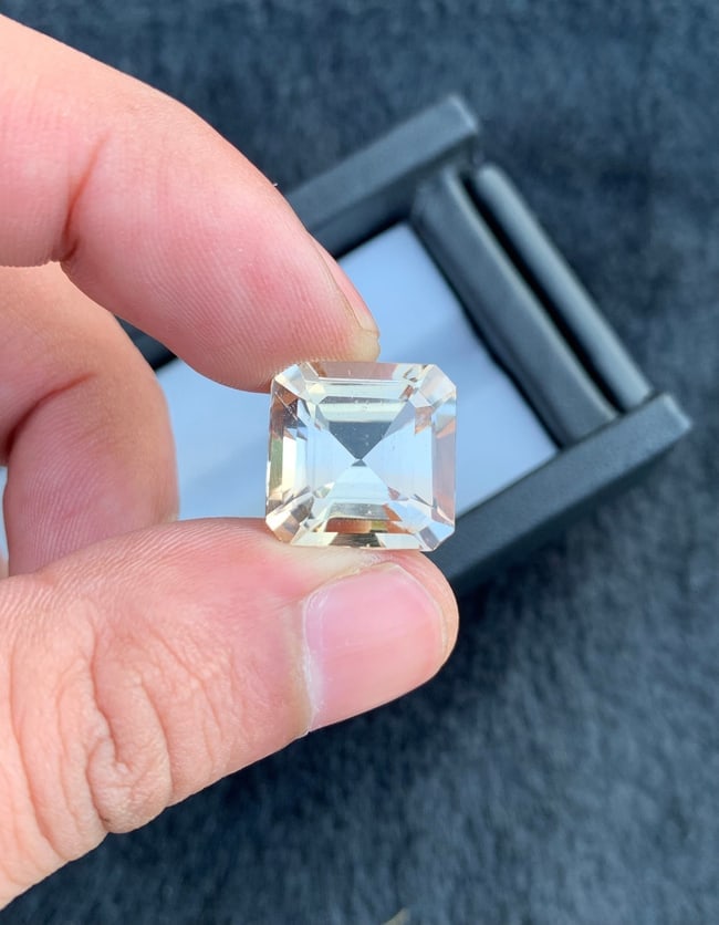 Sherry Topaz Gemstone: Asscher Cut Loose Stone, 15.85 Carat - 3