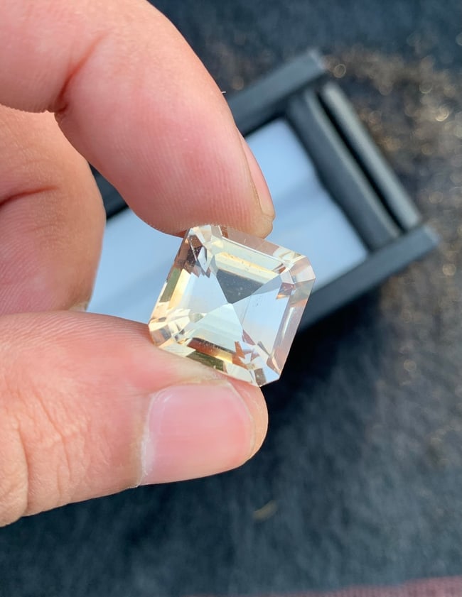 Sherry Topaz Gemstone: Asscher Cut Loose Stone, 15.85 Carat - 4