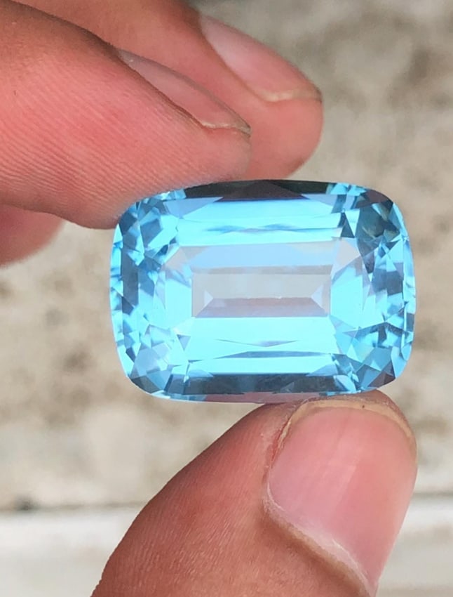 Necklace Size Natural Swiss Blue Topaz Gemstone Cushion Cut For Jewelry - 41.805 Carat - 2