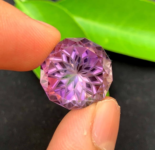 Natural Amethyst Gemstone: Precision Flower Cut, February Birthstone (22.60 Carats): Highlights Supplies for making crafts Materials: Gemstone: Amethyst Carat weight: 22.60 Natural Amethyst Gemstone, Precision Flower Cut Amethyst Gemstone, Perfect Cut, Faceted Gemstone February