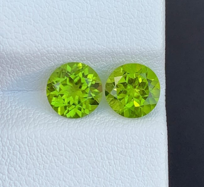 Round Cut Peridot Pair Gemstone: Natural August Birthstone 3.05 CTs - 2