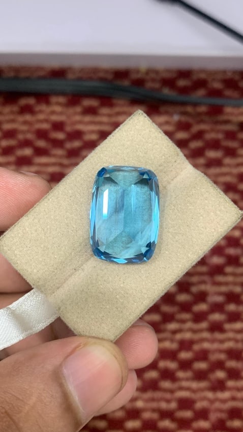 Swiss Blue Topaz Gemstone: 28 Carat Long Cushion Cut - 9