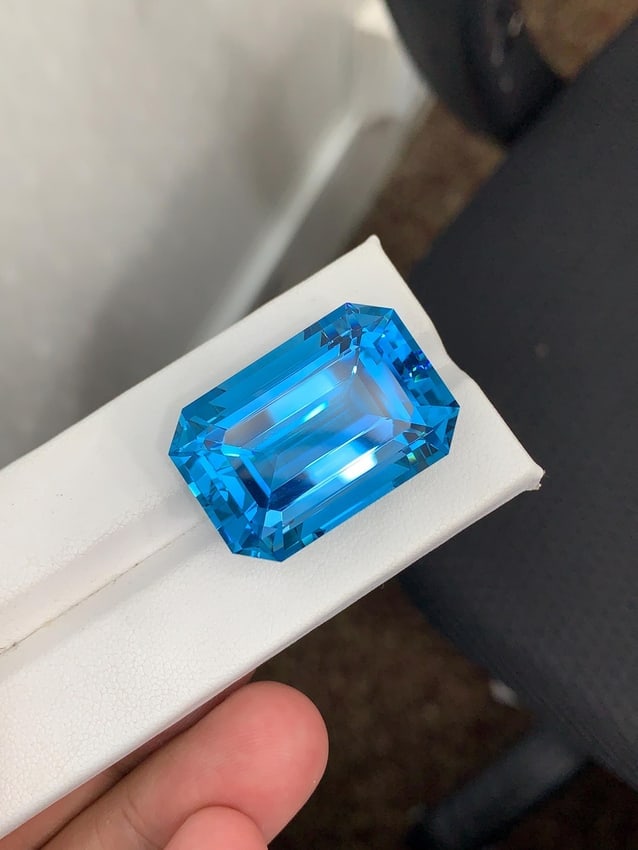 AIG Certified Natural London Blue Topaz Gemstone (74.85 Ct), Brazil Collector Stone - 3