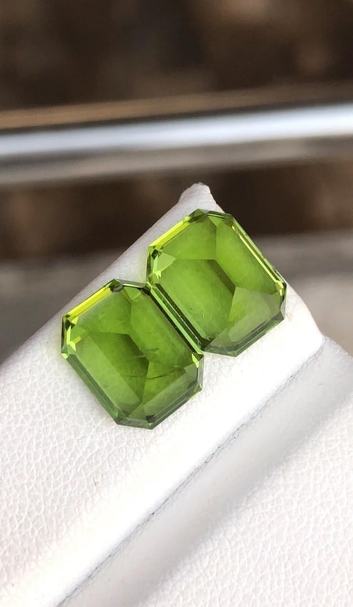 Jewelry Size Natural Green Peridot Pair Emerald Gemstone From Sapat Valley - 10.210 Carat - 8