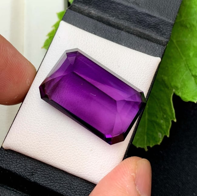 Natural Emerald Cut Amethyst Gemstone: February Birthstone, Jewelry Making (41.50 CTS) - 4