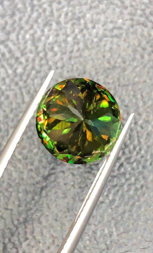 4.70 Carat Natural Brilliant Round Chrome Green Sphene Gemstone, Sparkling Green Skardu Sphene Gem - 7