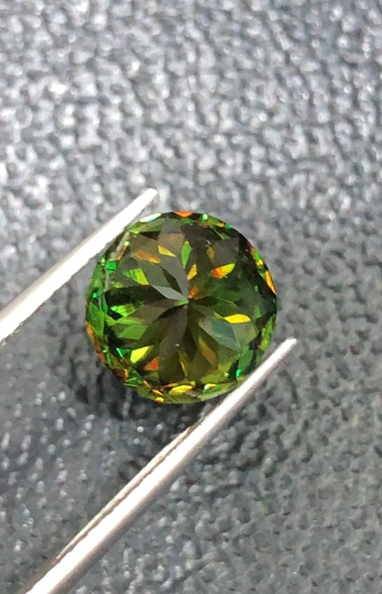 4.70 Carat Natural Brilliant Round Chrome Green Sphene Gemstone, Sparkling Green Skardu Sphene Gem - 8