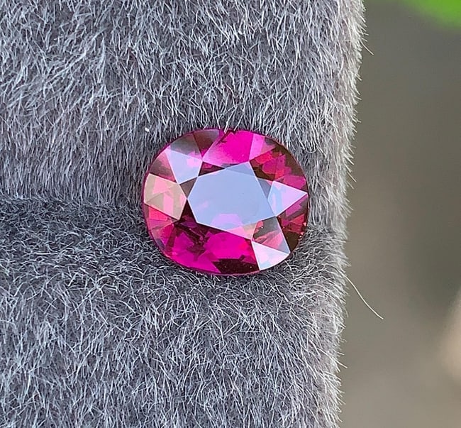 Tanzania Natural Pink Garnet Gemstone: 2.46 Carat Faceted For Ring - 2