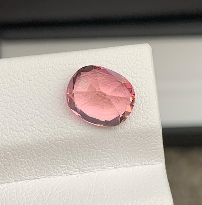 Lilac Pink Tourmaline Gemstone: Natural October Birthstone, Africa 2.75 CTs: Highlights Supplies for making crafts Materials: Gemstone: Tourmaline Lilac Pink Tourmaline Gemstone: Natural October Birthstone, Africa Weight : 2.75 Carat Dimensions : 9 * 7.5 * 5. mm Shape : Cushio